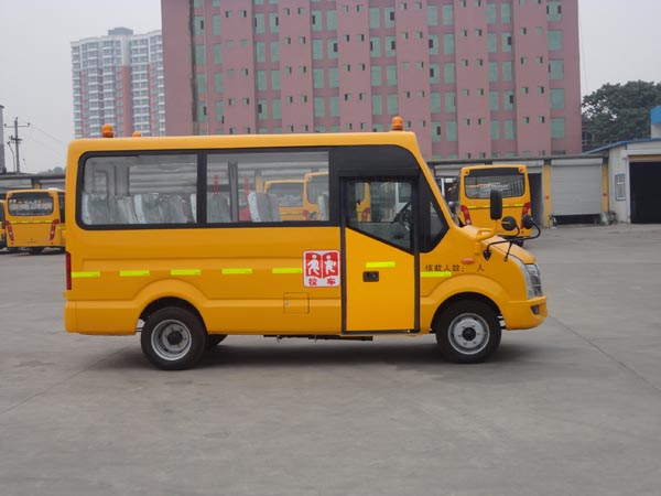 �L(zh��ng)��У܇